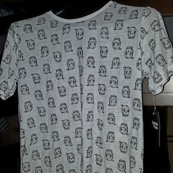 Mens Cuidado Con el Perro Tshirt Size Small NWT - Picture 1 of 4